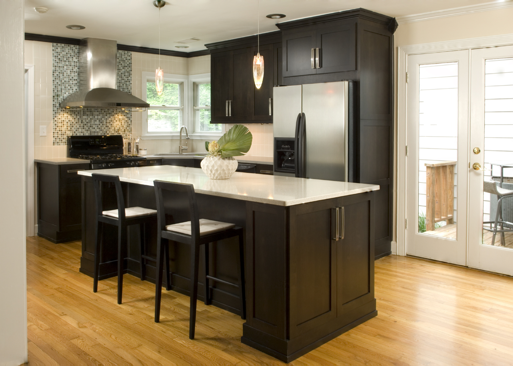 Magnificent Kitchen Designs With Dark Cabinets