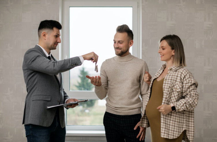 How to Choose the Right Bolton Realtor for Your Home Buying Journey