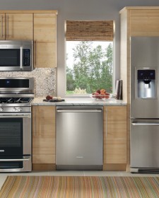 Make Your Life Easier With Kitchen Appliances Cleaning Tips