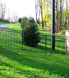 Secured Metal Fencing for Gardens