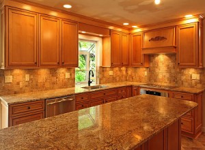 Astonishing-Modern-Wooden-Cabinets-Granite-Countertops-Kitchen-Remodel-Ideas