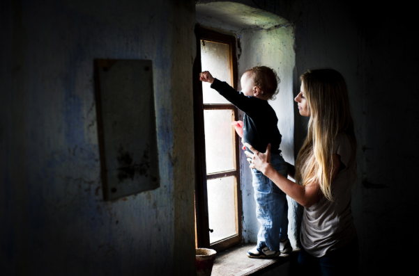What Are the First Things to Fix When Flipping a House?
