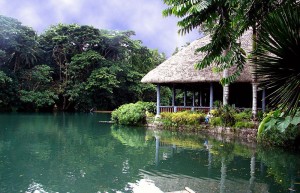 Villa-Escudero-In-The-Edge-Of-Lake-Labasin-Philippines-With-Incredible-Luxury-Villa-Design-Satisfactory-Concept