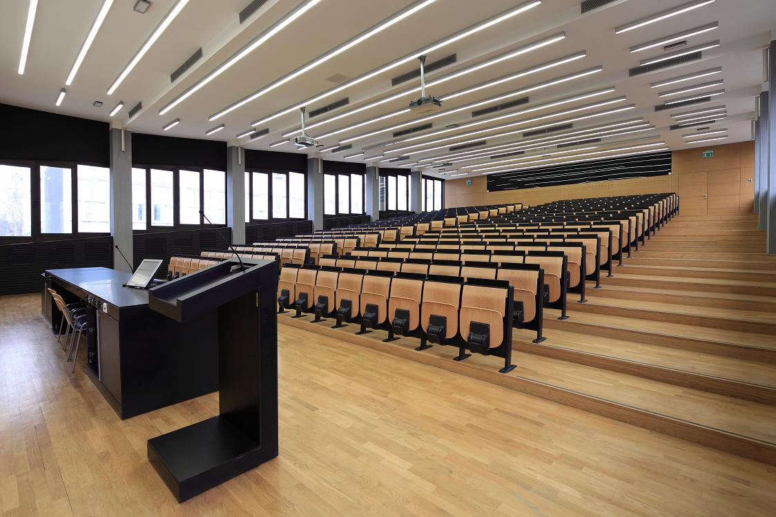 Stunning Seminar hall designing ideas