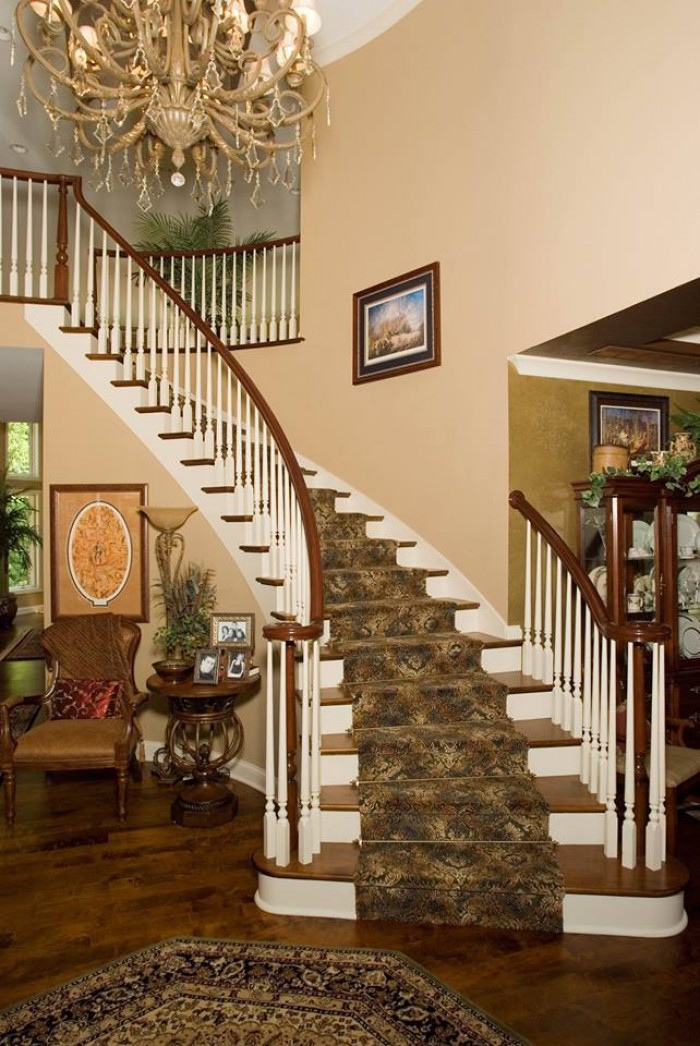 Elegantly Designed Living Room