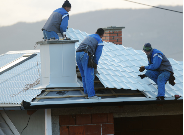 How to Choose the Right Roofing Contractor: Tips for Homeowners