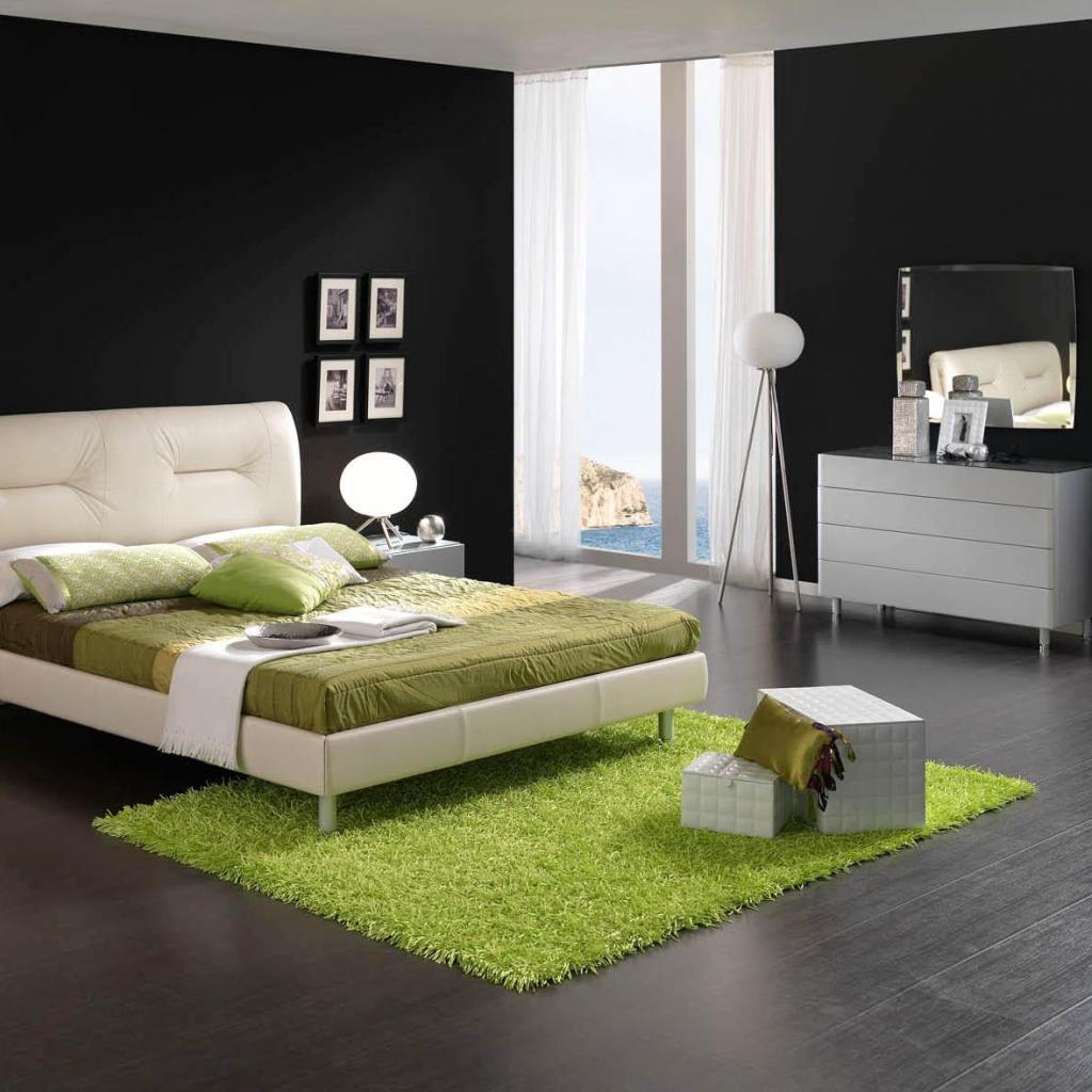 sharp-black-and-white-bedroom-with-green-decoration
